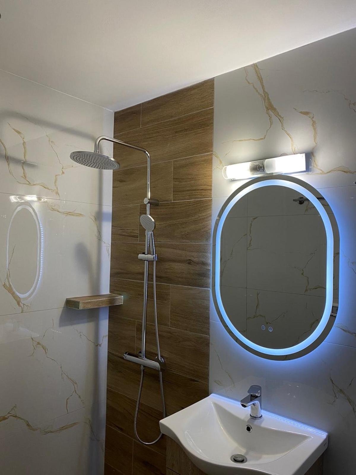 Rentrooms Geni Ксамил Екстериор снимка